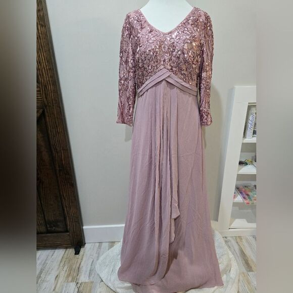 Alex Evenings Sequin Three-Quarter Sleeve Evening Gown NWOT size 6 Blush/Pink - Picture 3 of 6